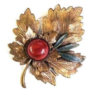 VINTAGE Gold Tone Maple Leaf Red Stone Cab Brooch